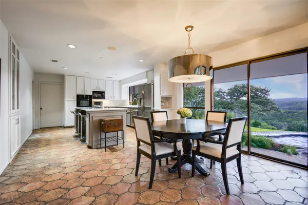 $5,500,000 | 2200 Cerca Viejo Way, Austin, TX 78746