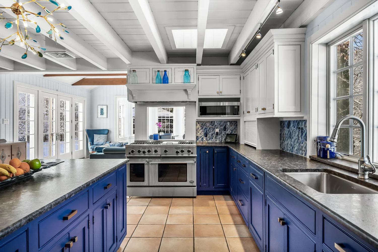 $2,450,000 | 700 Lippincott Avenue, Moorestown, NJ 08057