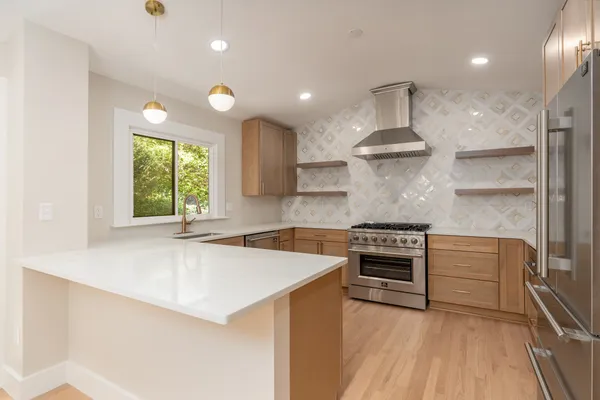 $1,550,000 | Hamilton Spring Court, Bethesda, MD 20817