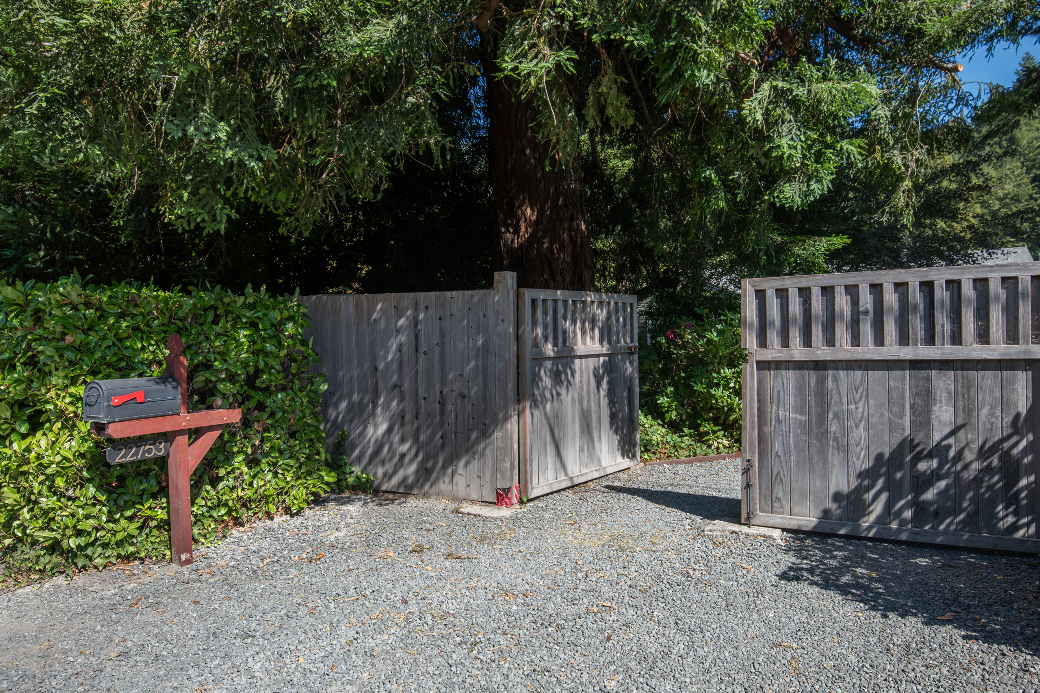 22753 Sylvan Way Monte Rio, CA 95462 - Photo 2 of 31 Gallery Image 2