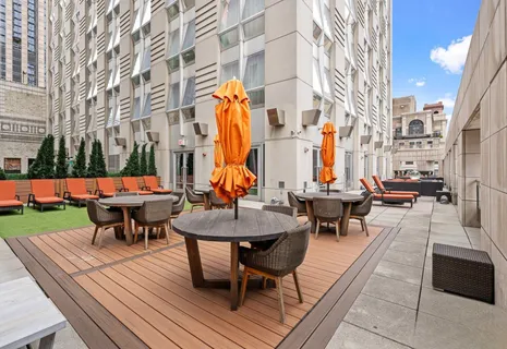 $1,450,000 | 400 5th Avenue, Unit 42B | Midtown South