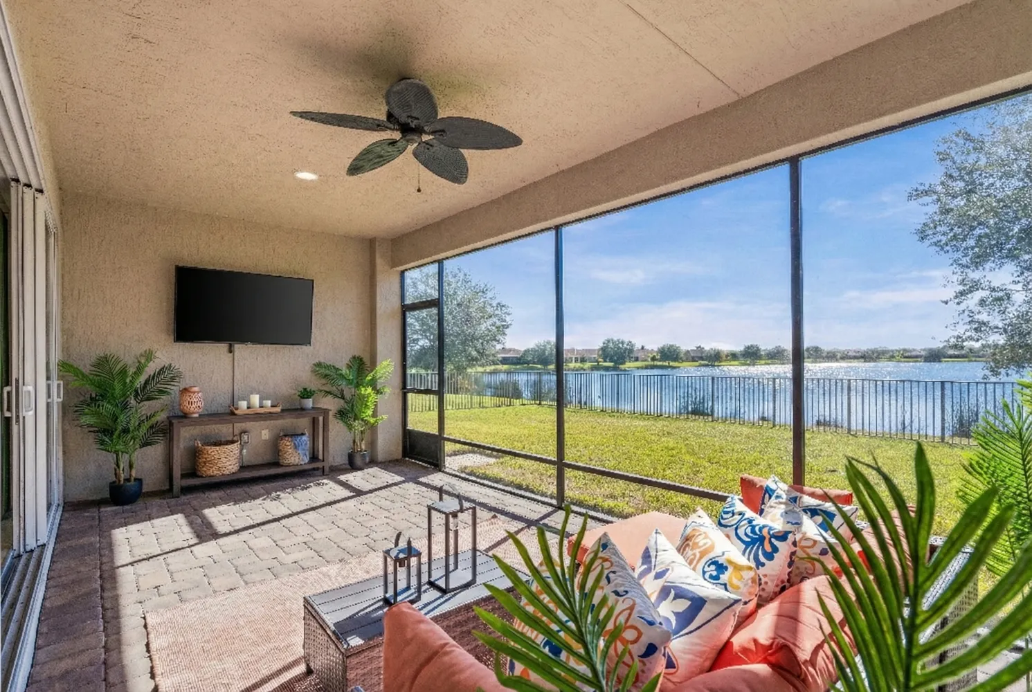 $525,000 | 1830 Berkshire Circle Southwest, Vero Beach, FL 32968