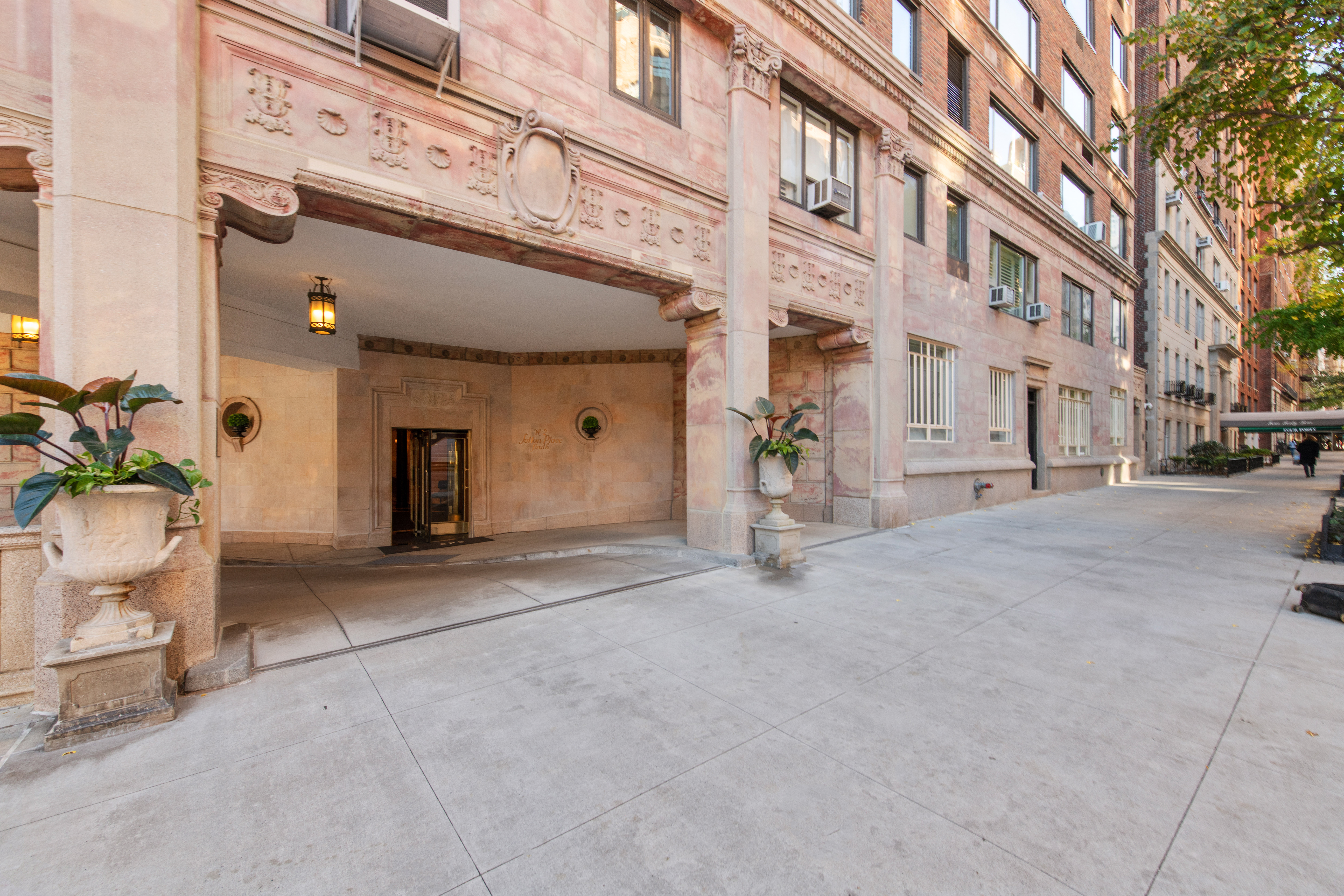 2 Sutton Place South, Unit 15E Manhattan, NY 10022 - Photo 20 of 22