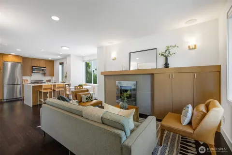 $1,150,000 | 307 14th Avenue East, Unit B, Seattle, WA 98112