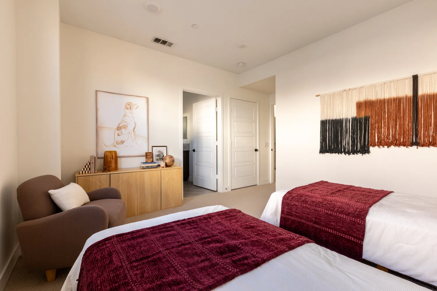 $1,049,000 | 129 Cessna Lane, Los Angeles, CA 90042