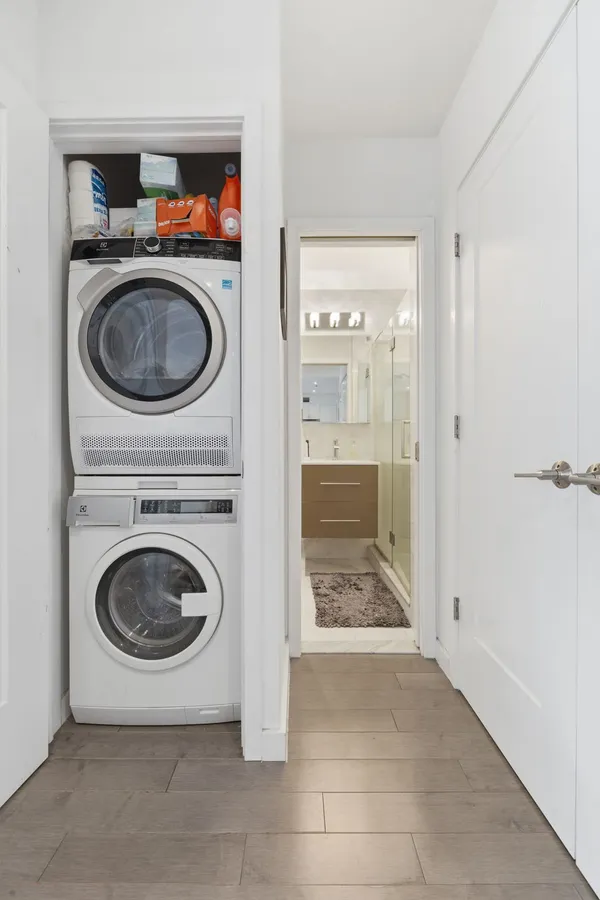 $855,000 | 400 East 14th Street, Unit 4C | East Village