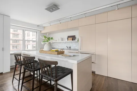 $2,795,000 | 2 Charlton Street, Unit 11LM | Hudson Square