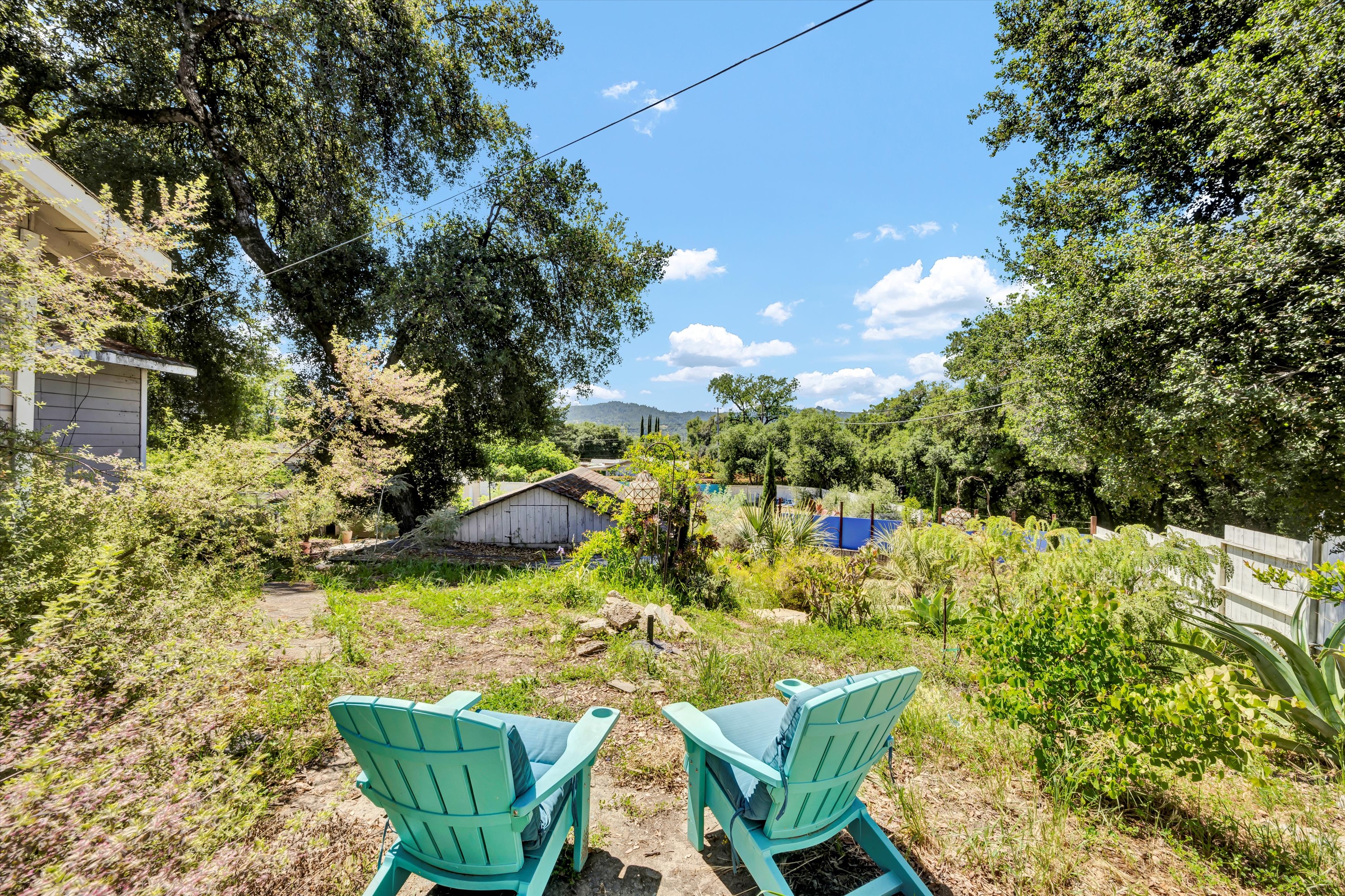 1325 Wilson Road Cloverdale, CA 95425 - Photo 29 of 29 a view of a chairs and table in the patio