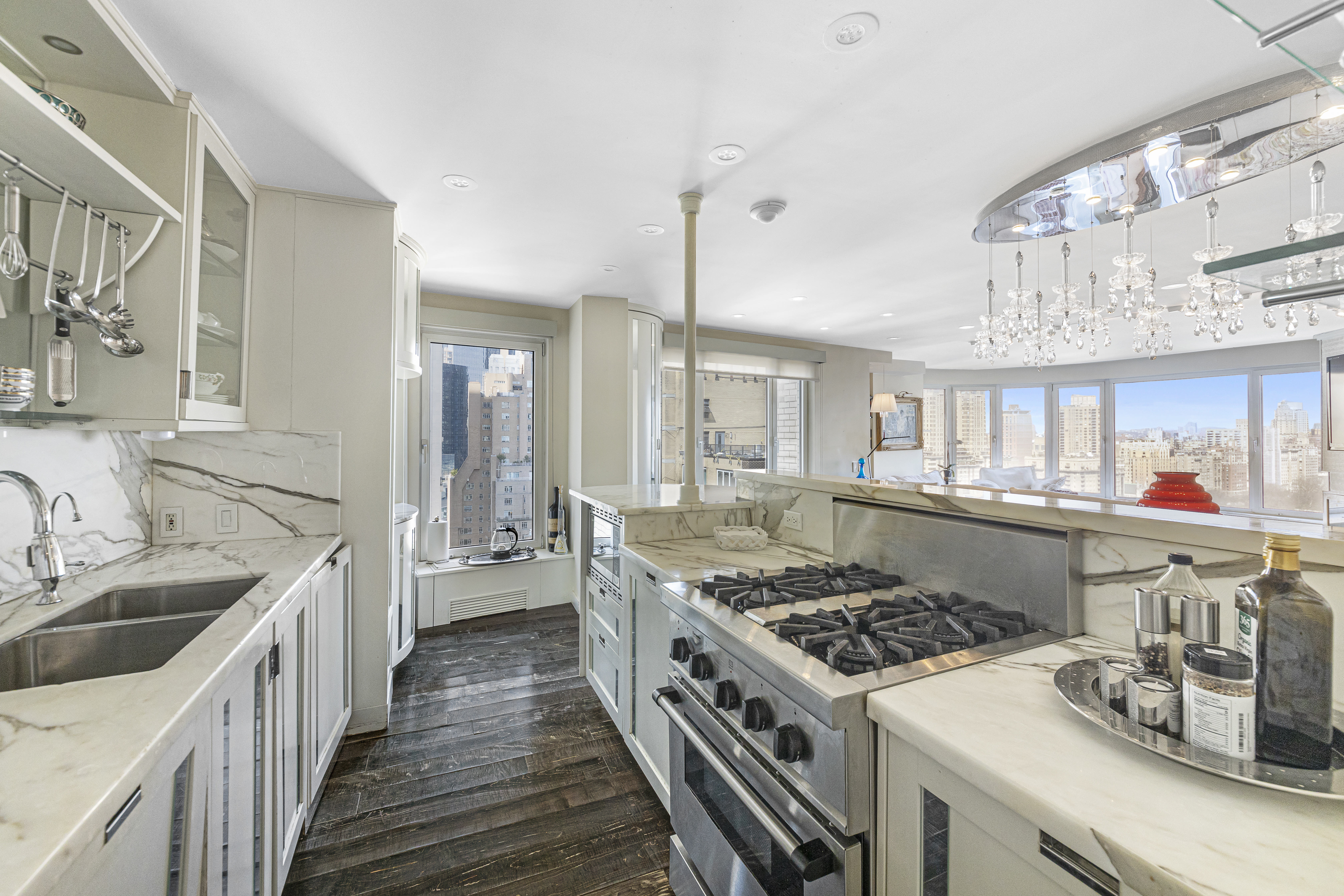 200 Central Park South, Unit 26B Manhattan, NY 10019 - Photo 4 of 14