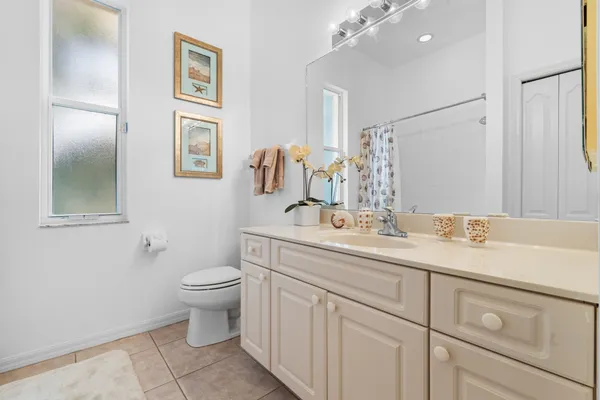 $575,000 | 25900 Creekbend Drive, Bonita Springs, FL 34135