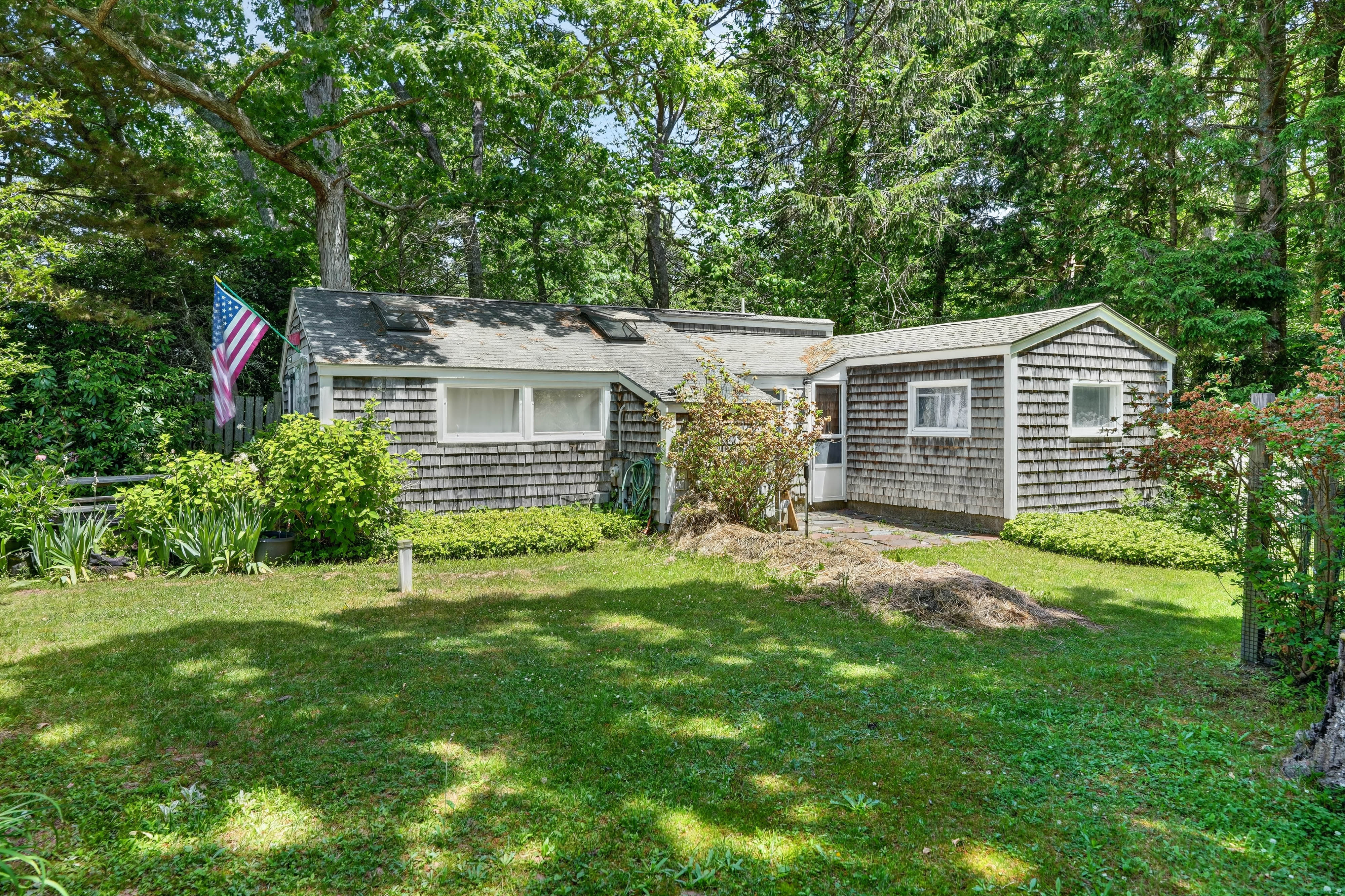 132 S Road Chilmark, MA 02535 - Photo 34 of 44