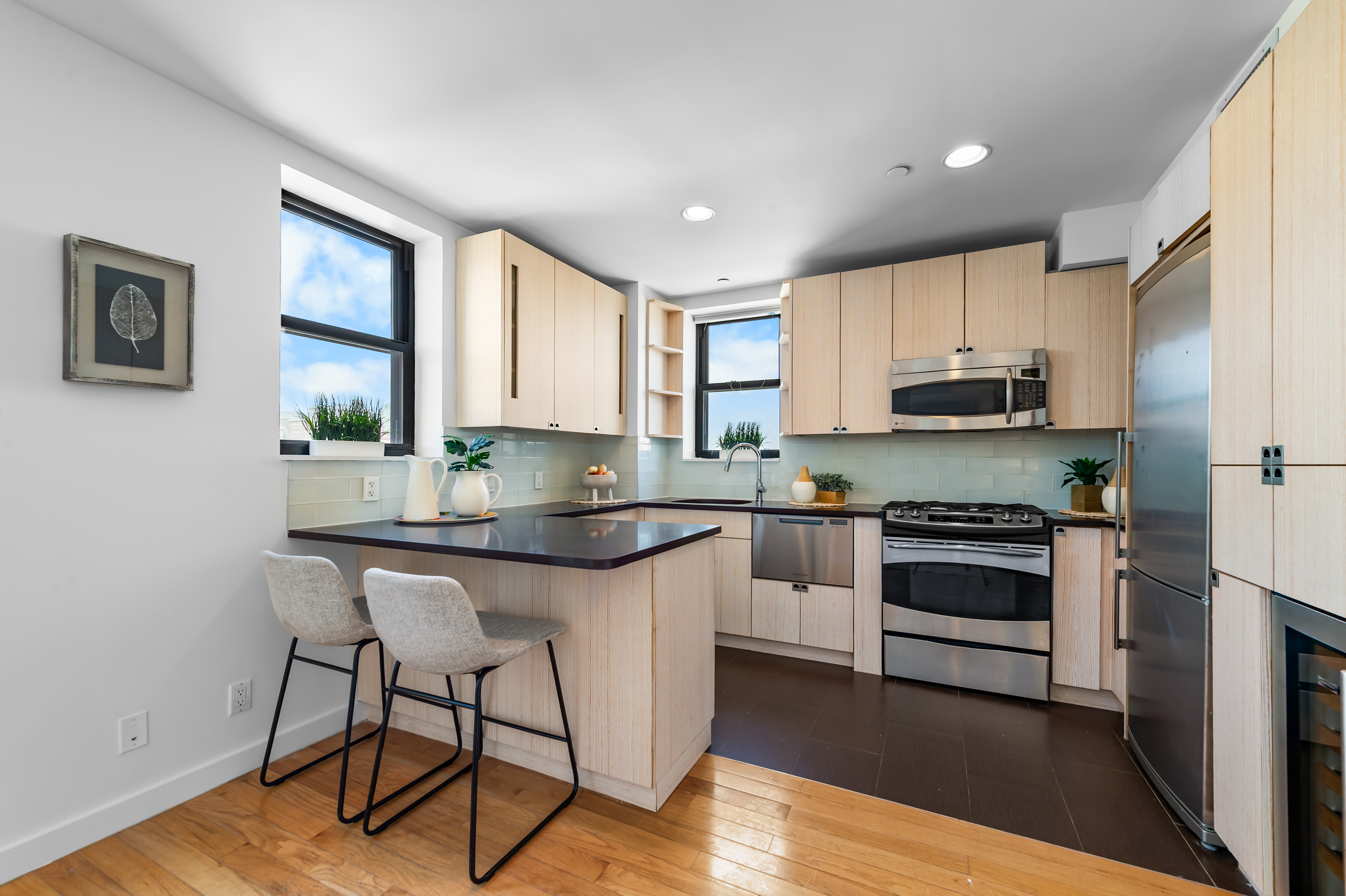 2101 8th Avenue, Unit PH10B Manhattan, NY 10026 - Photo 10 of 22 Gallery Image 10