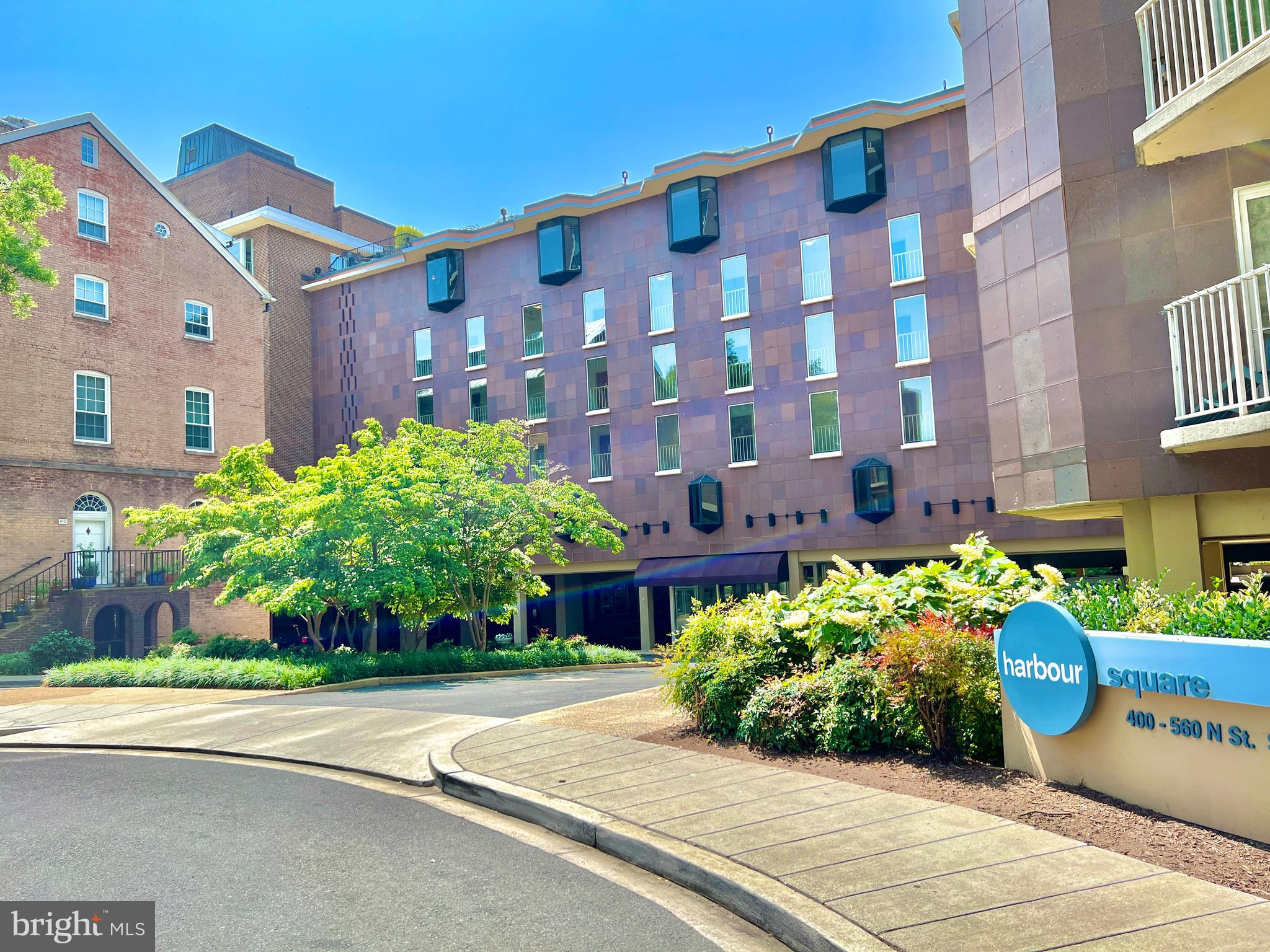 520 N Street Southwest, Unit S112 Washington, DC 20024 - Photo 43 of 45 a front view of a building with garden