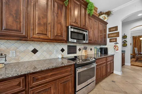 $540,000 | 1108 Burkburnett Drive, Weatherford, TX 76087