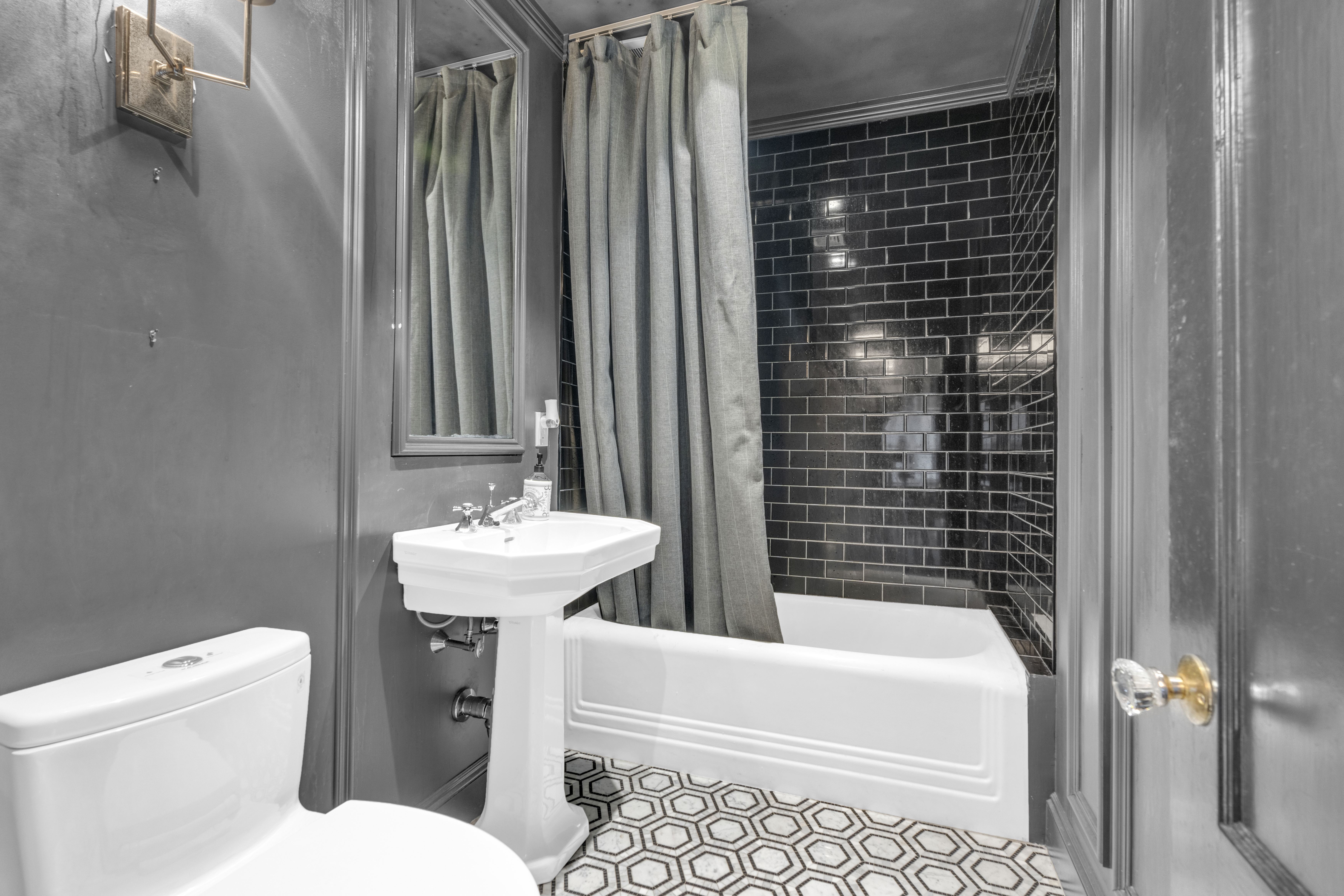 60 Commonwealth Avenue, Unit 7 Boston, MA 02116 - Photo 12 of 14