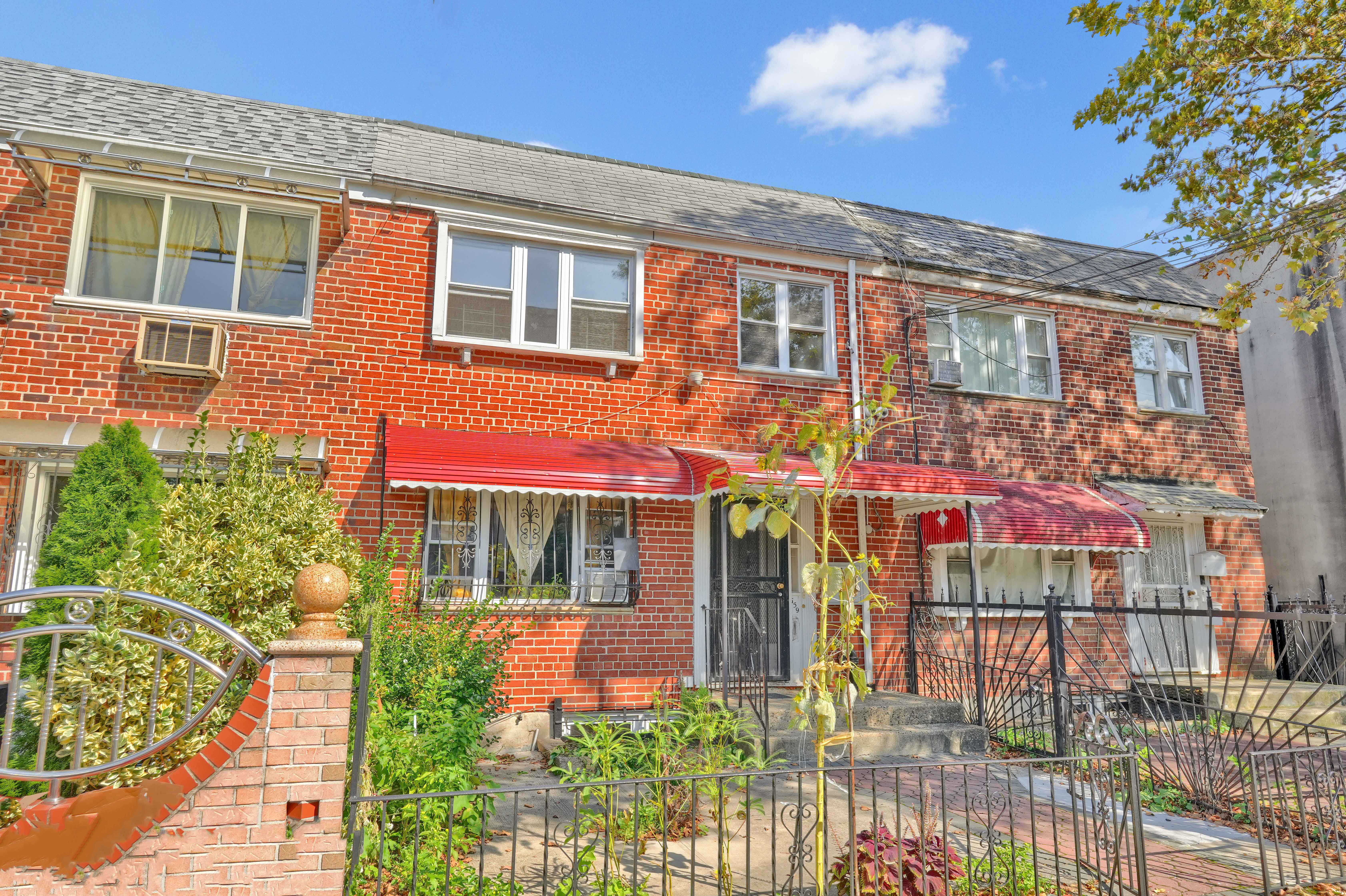 659 Jerome Street Brooklyn, NY 11207 - Photo 1 of 39 front view of a house