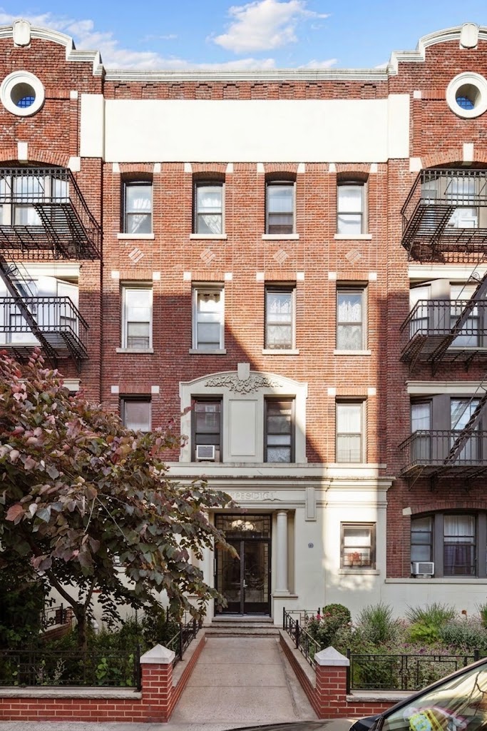17 East 17th Street, Unit C4 Brooklyn, NY 11226 - Photo 11 of 12 Gallery Image 11