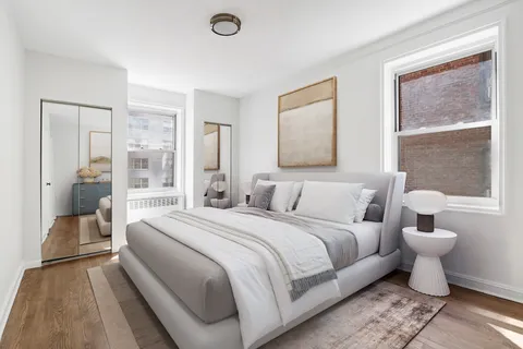 $745,000 | 300 West 53rd Street, Unit 3CC | Hell's Kitchen