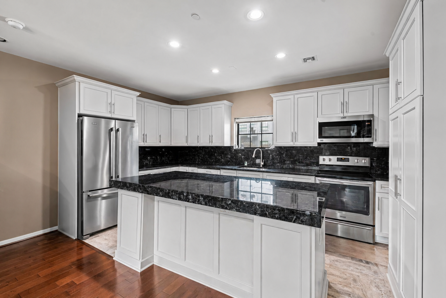 1200 Steuart Street, Unit 1020 Baltimore, MD 21230 - Photo 10 of 52