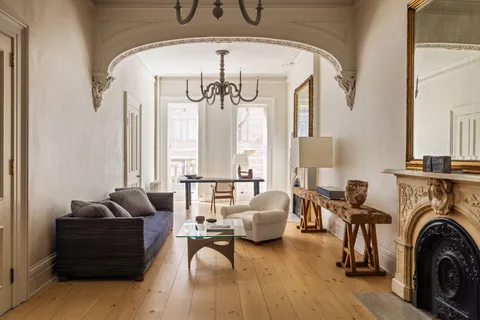 $7,995,000 | 125 West 15th Street | Chelsea