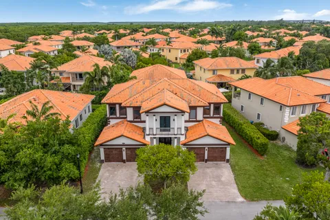 $1,199,000 | 7504 Southwest 188th Terrace, Miami, FL 33157