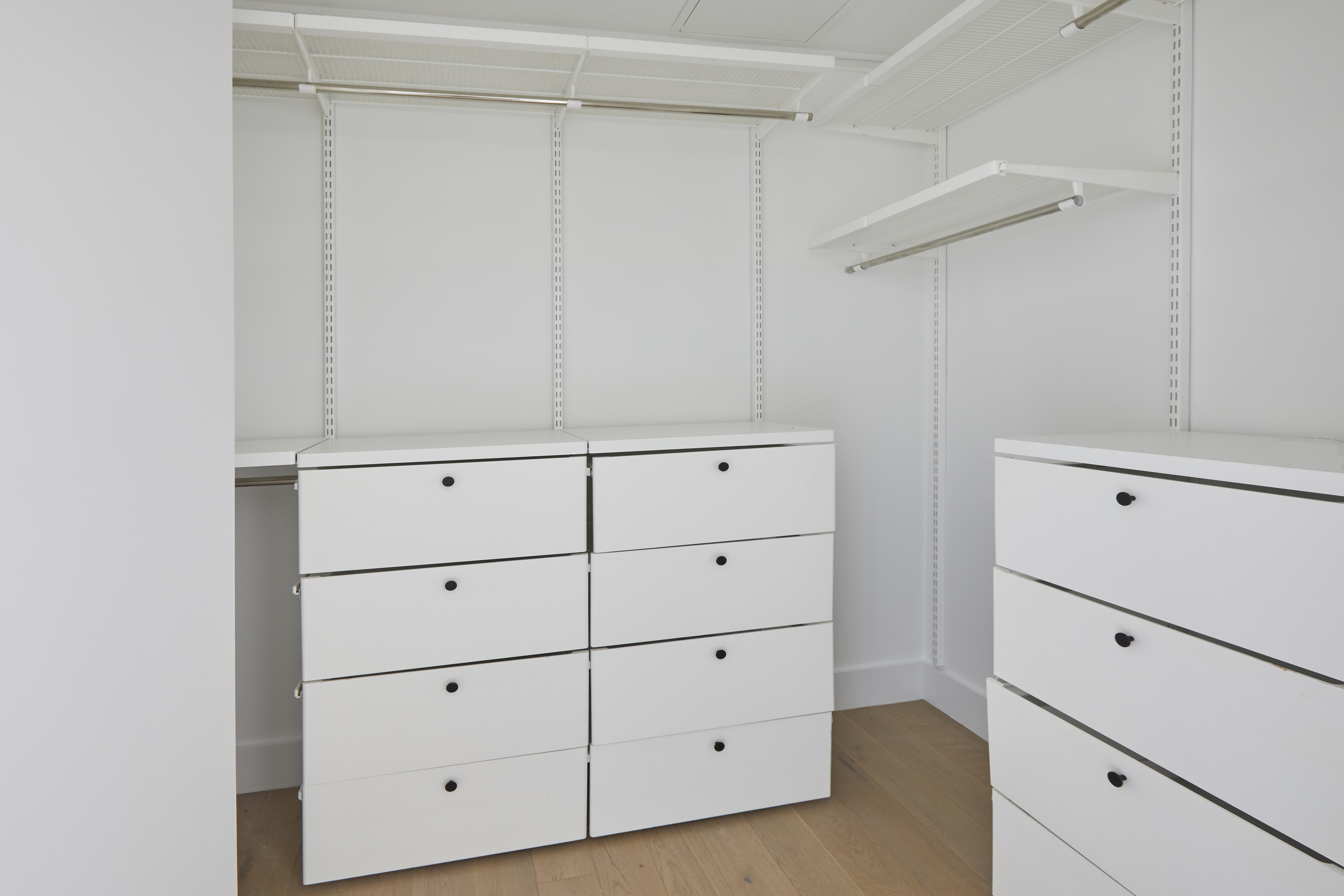 78 Amity Street, Unit 4D Brooklyn, NY 11201 - Photo 10 of 15 a view of an empty walk in closet