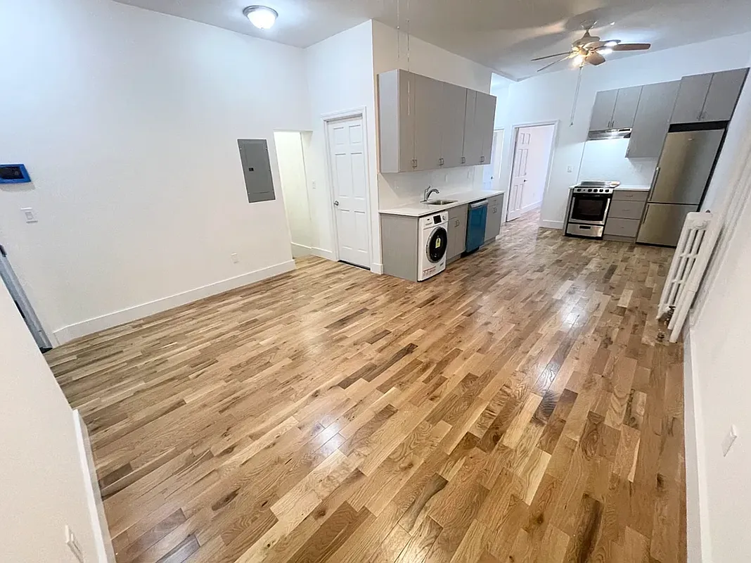 1128 Bushwick Avenue, Unit A Brooklyn, NY 11221 - Photo 7 of 14 a view of a living room