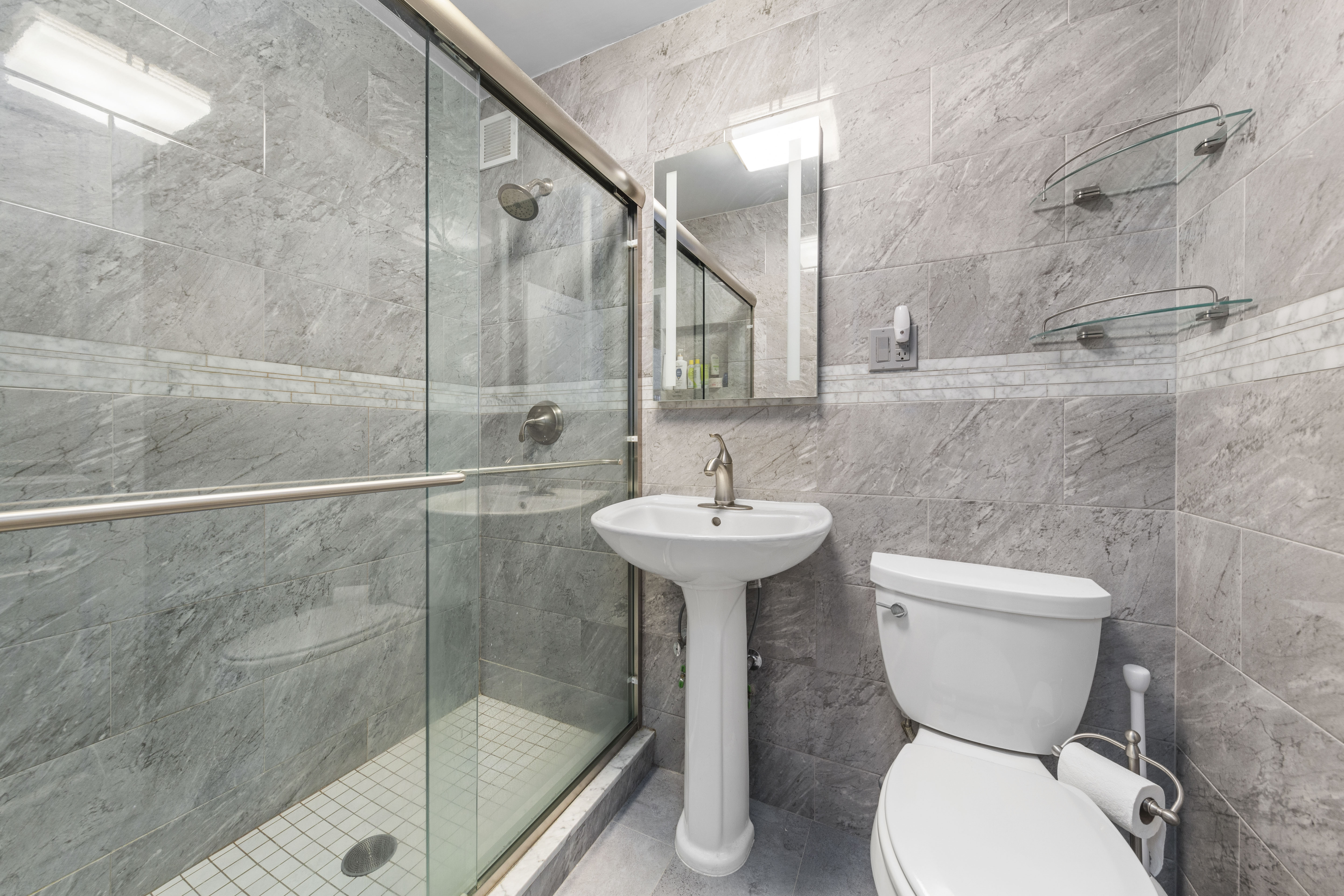 102-30 66th Road, Unit 11B Queens, NY 11375 - Photo 15 of 19