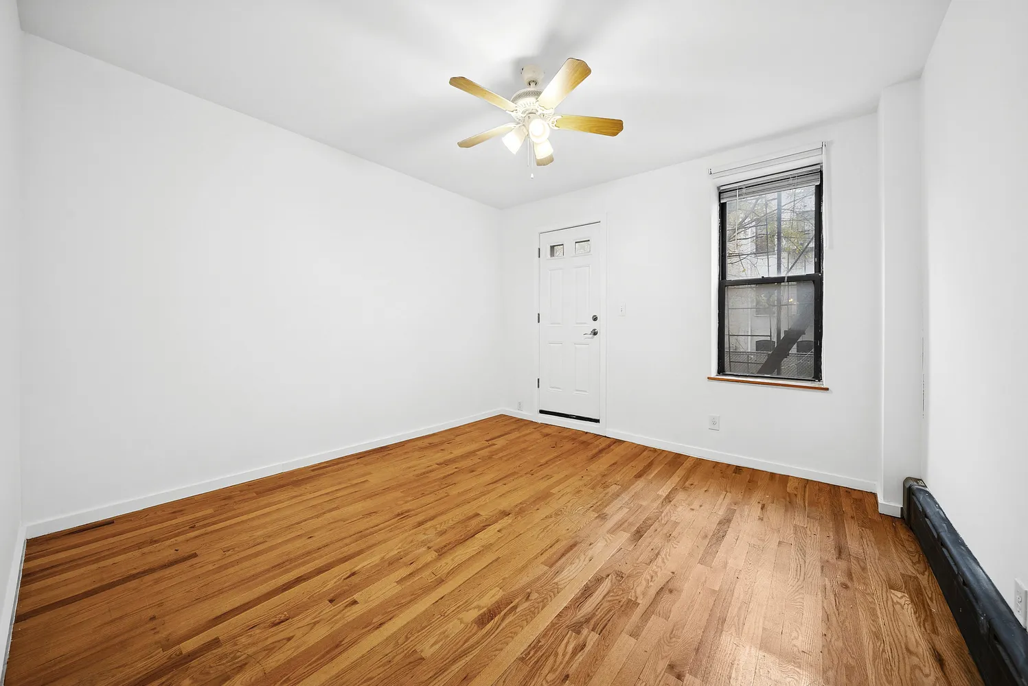 $2,707 | 411 Suydam Street, Unit 1L | Bushwick