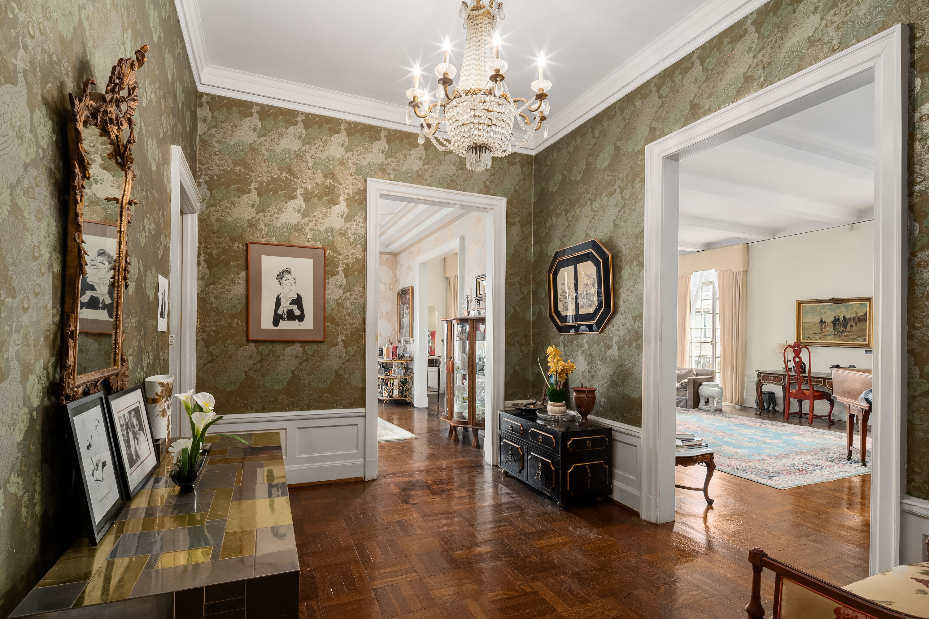 88 Central Park West, Unit 11W Manhattan, NY 10023 - Photo 3 of 6