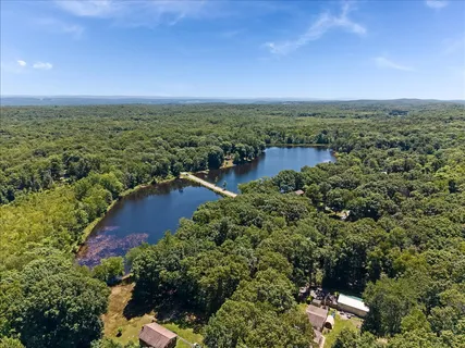 $400,000 | 907 Plymouth Lake Drive, Newton, NJ 07860