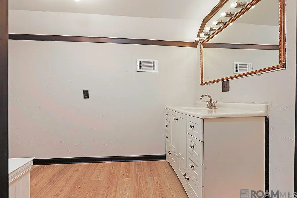 1897 Erlanger Drive Baton Rouge, LA 70816 - Photo 5 of 29