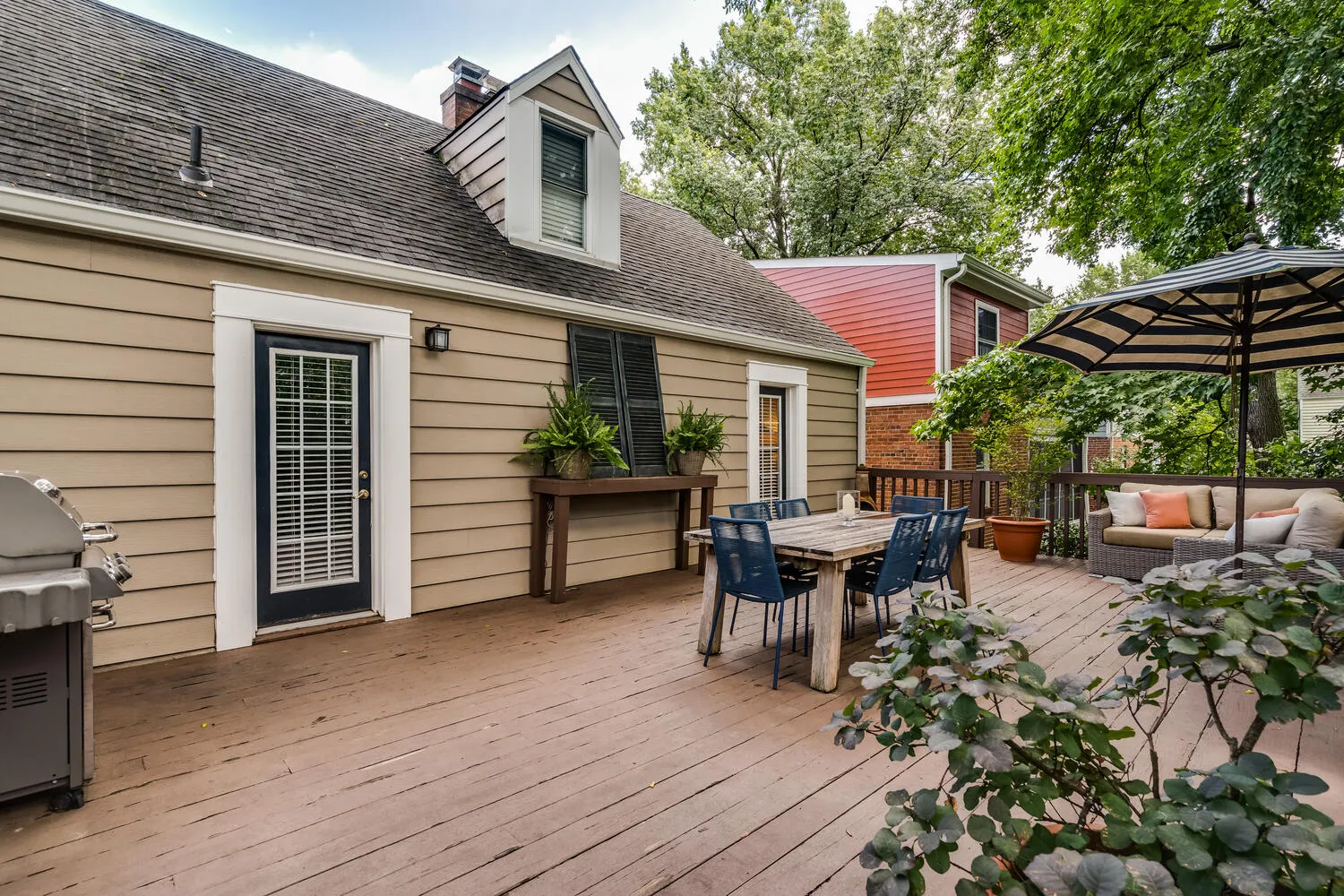 $1,050,000 | 2708 Holly Street, Alexandria, VA 22305