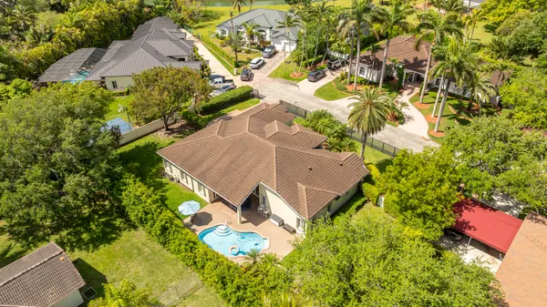 $1,735,000 | 14831 Southwest 95th Court, Miami, FL 33176