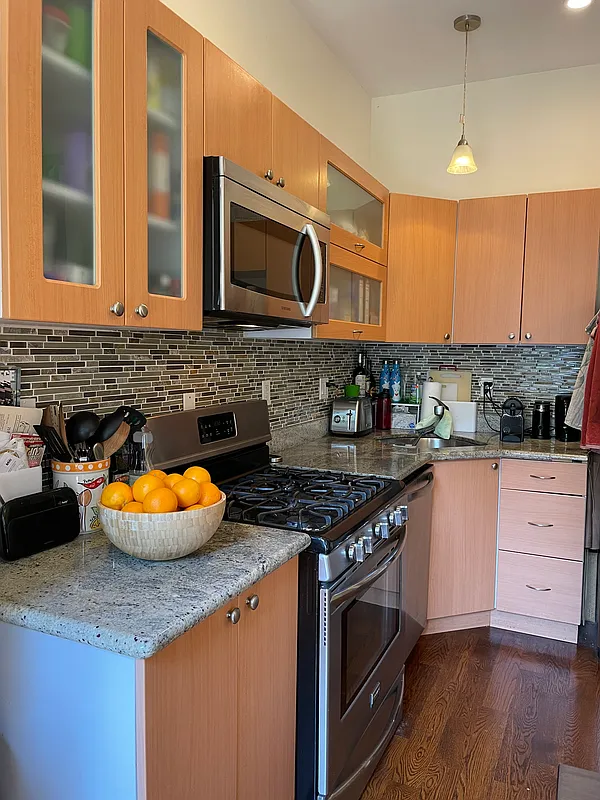 382 6th Street, Unit 2 Brooklyn, NY 11215 - Photo 9 of 19