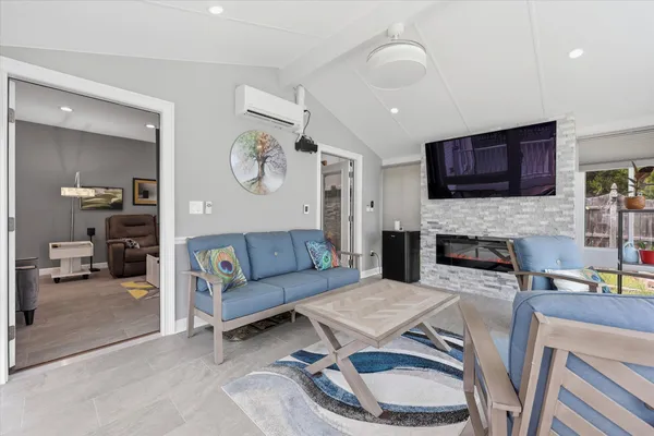 $709,000 | 1 Yardley Court, Mount Laurel, NJ 08054