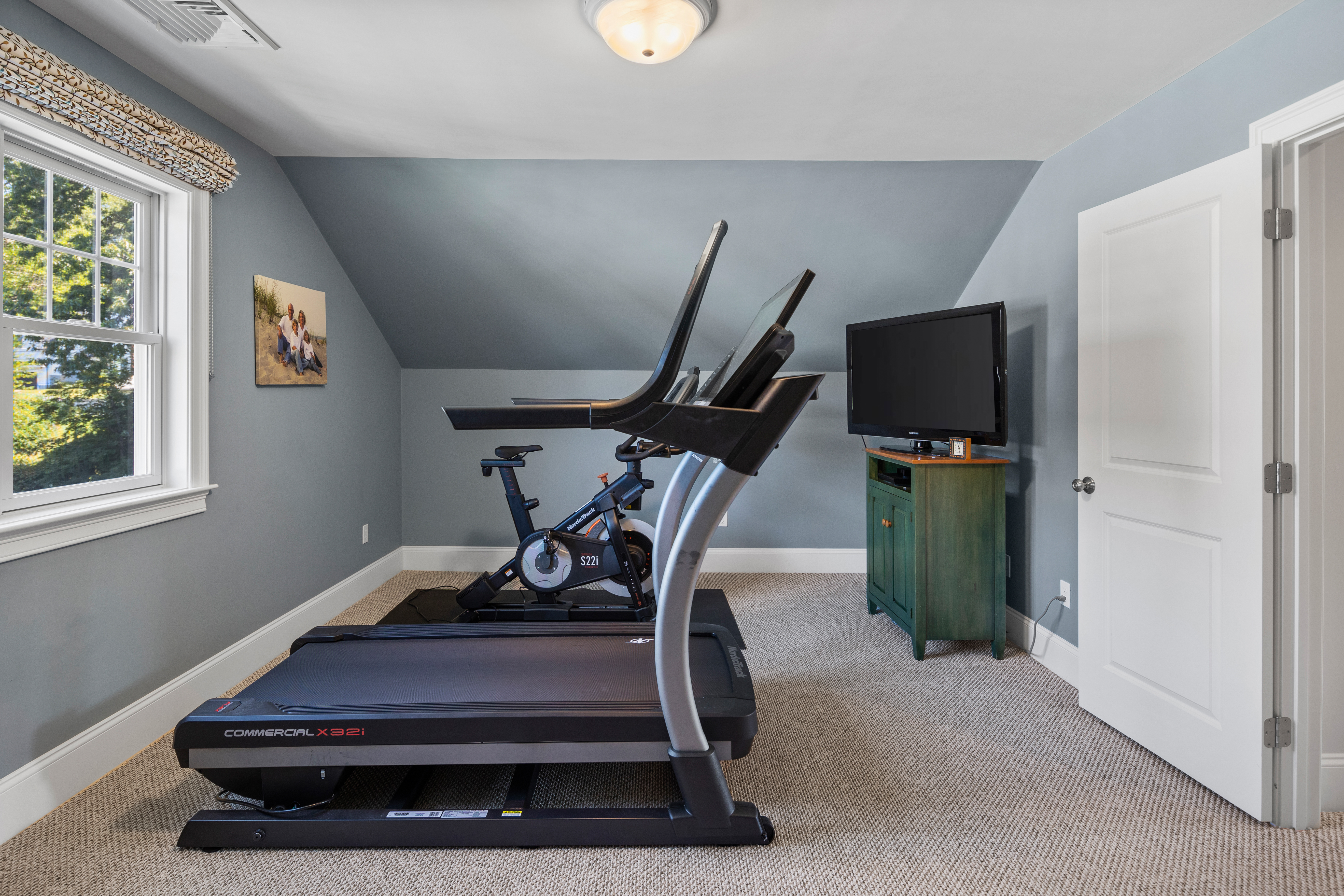 136 Manning Street Needham Heights, MA 02494 - Photo 24 of 33