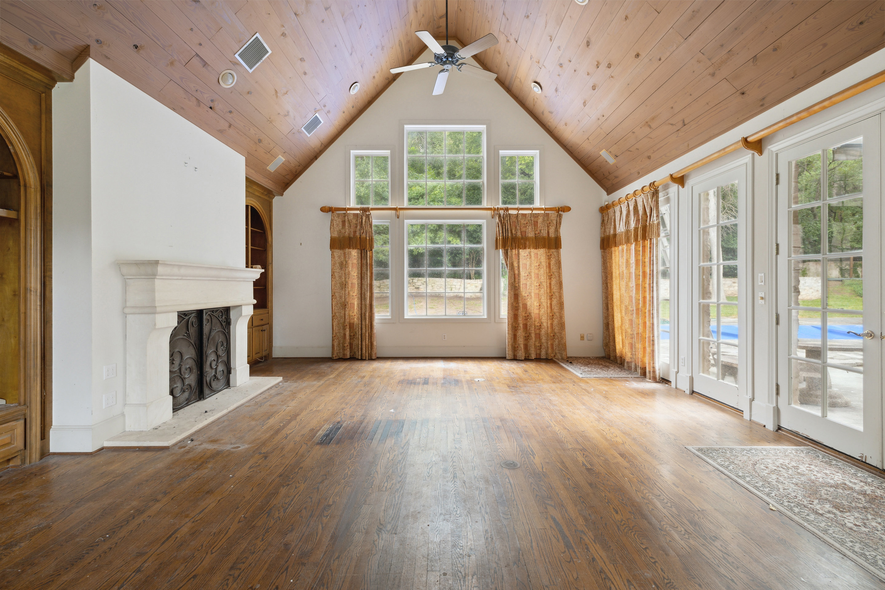 1505 Rockcliff Road Austin, TX 78746 - Photo 12 of 40