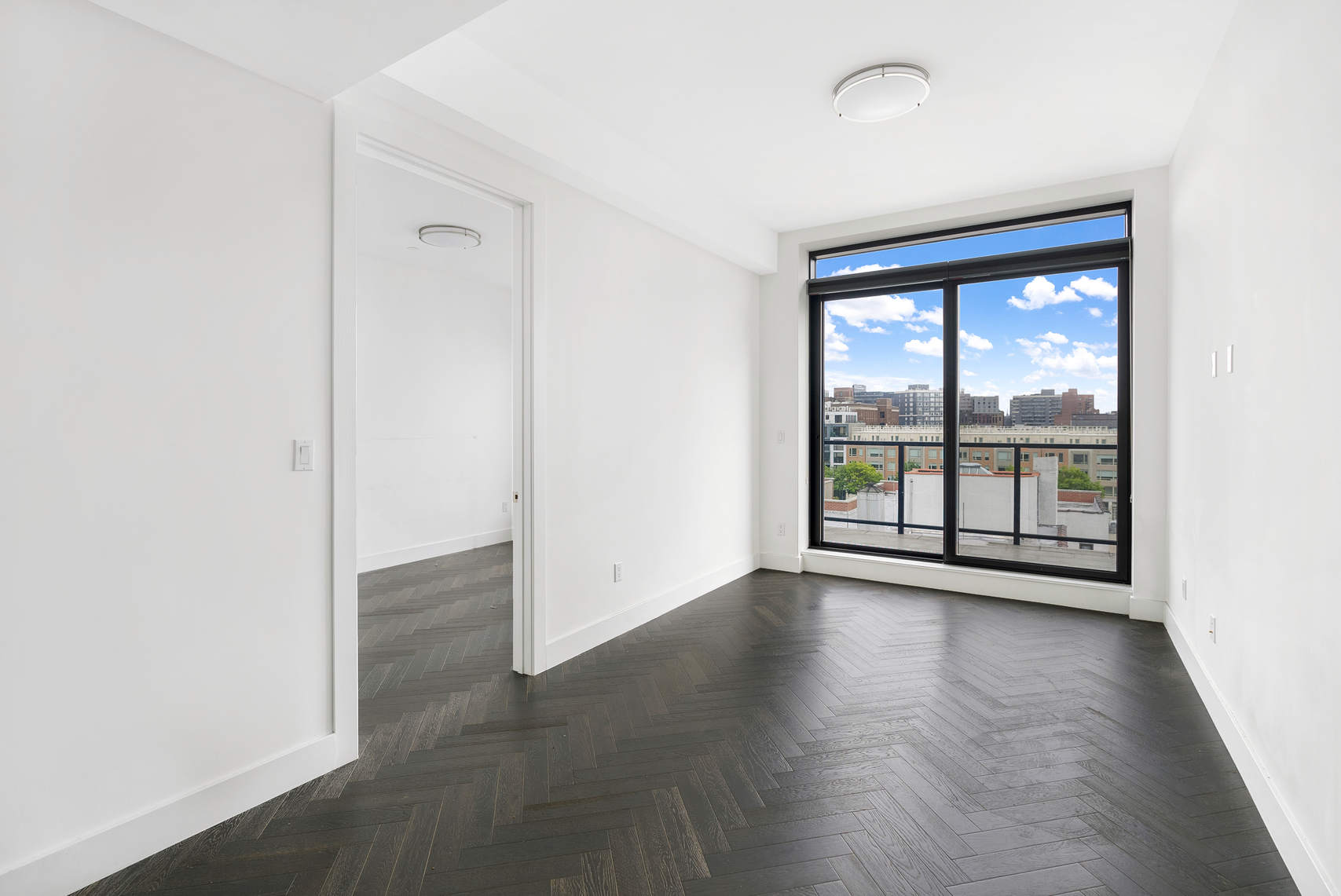 11-12 44th Drive, Unit 6E Queens, NY 11101 - Photo 6 of 16