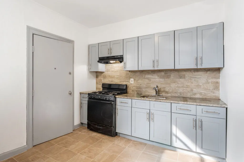 $2,600 | 549 9th Street, Unit 1L, Union City, NJ 07087