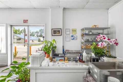 $400,000 | 697 West Cherry Street, Jesup, GA 31545