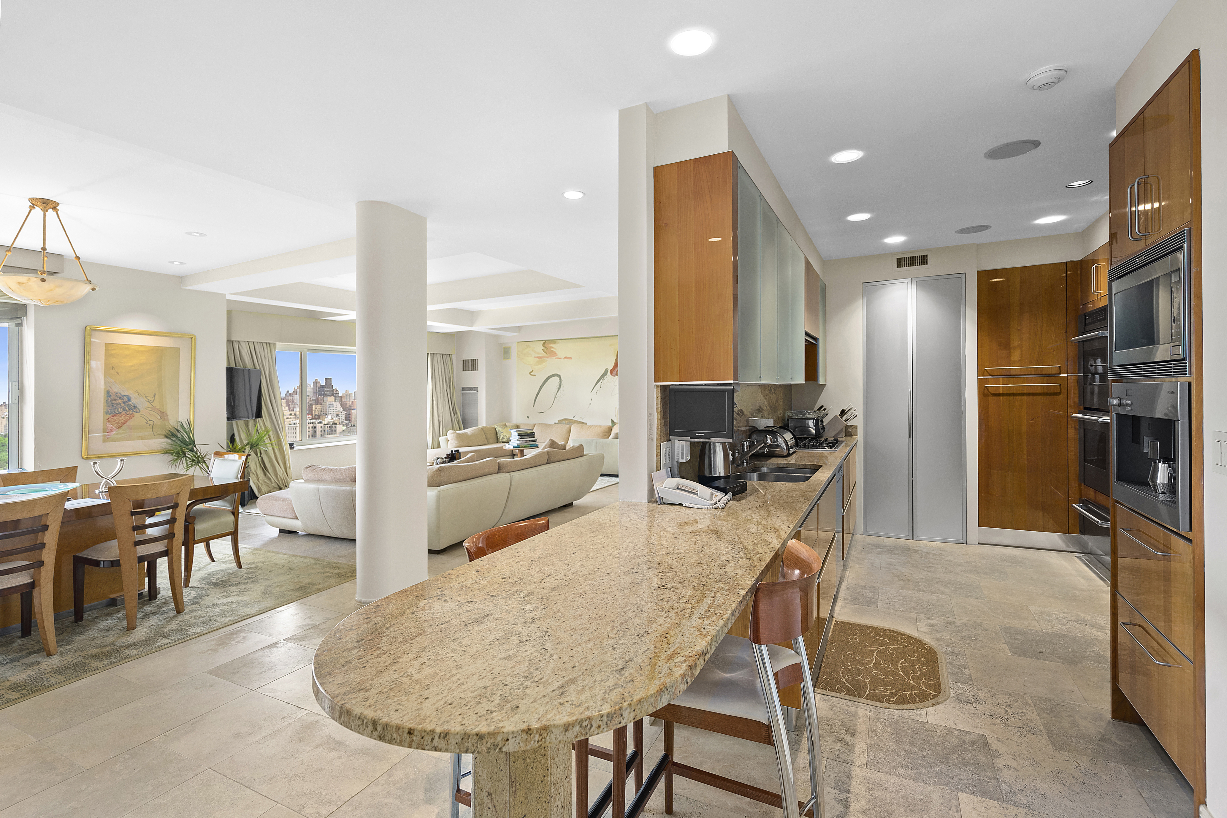 106 Central Park South, Unit 26A Manhattan, NY 10019 - Photo 4 of 15