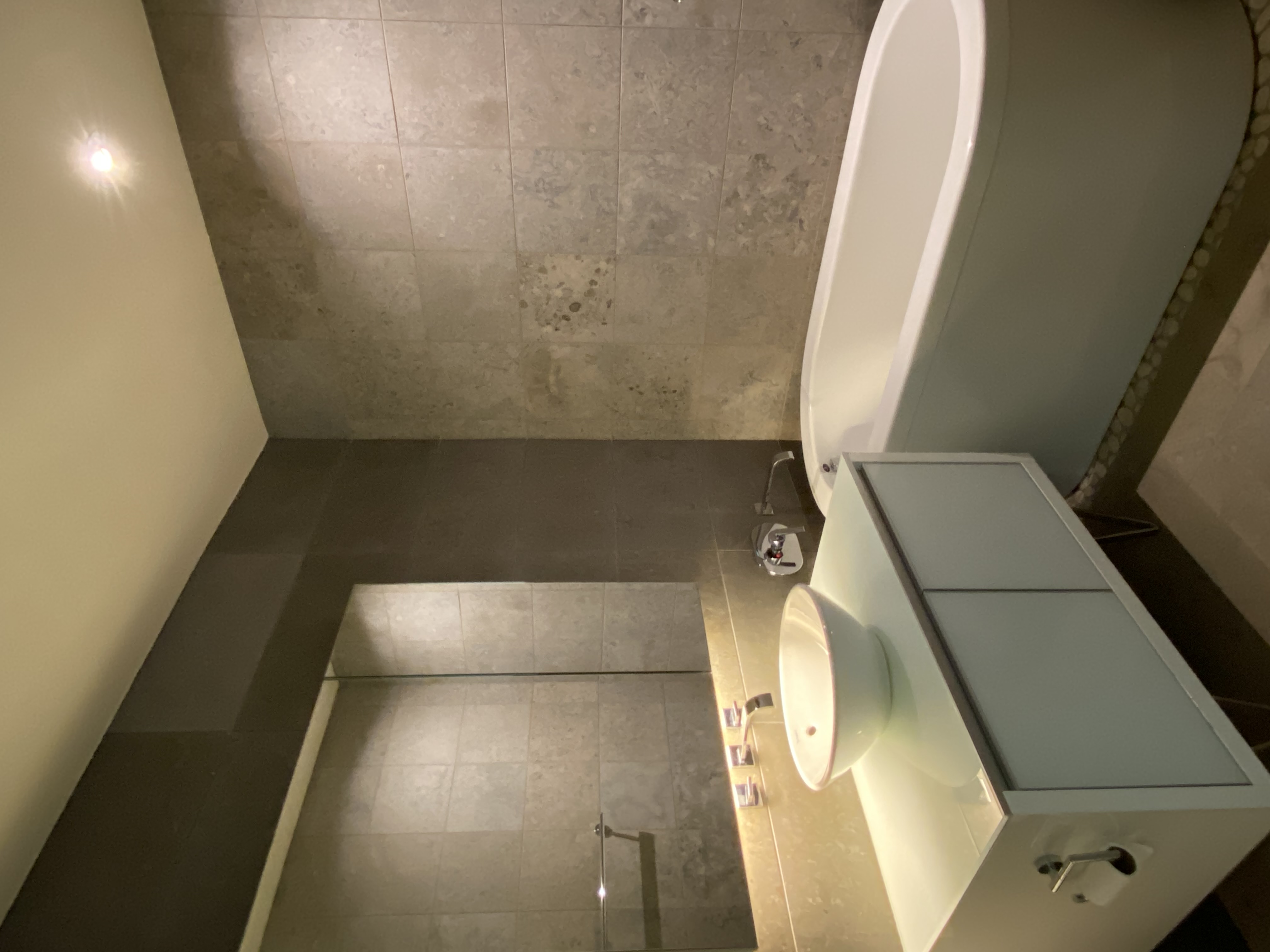 247 West 46th Street, Unit 1902 Manhattan, NY 10036 - Photo 3 of 9