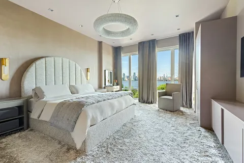$10,495,000 | 400 West 12th Street, Unit 6C | West Village