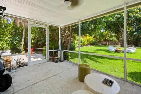 $2,200,000 | 524 West 47th Street, Miami Beach, FL 33140