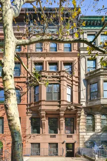 $847,000 | 133 West 75th Street, Unit PARLOUR A | Upper West Side