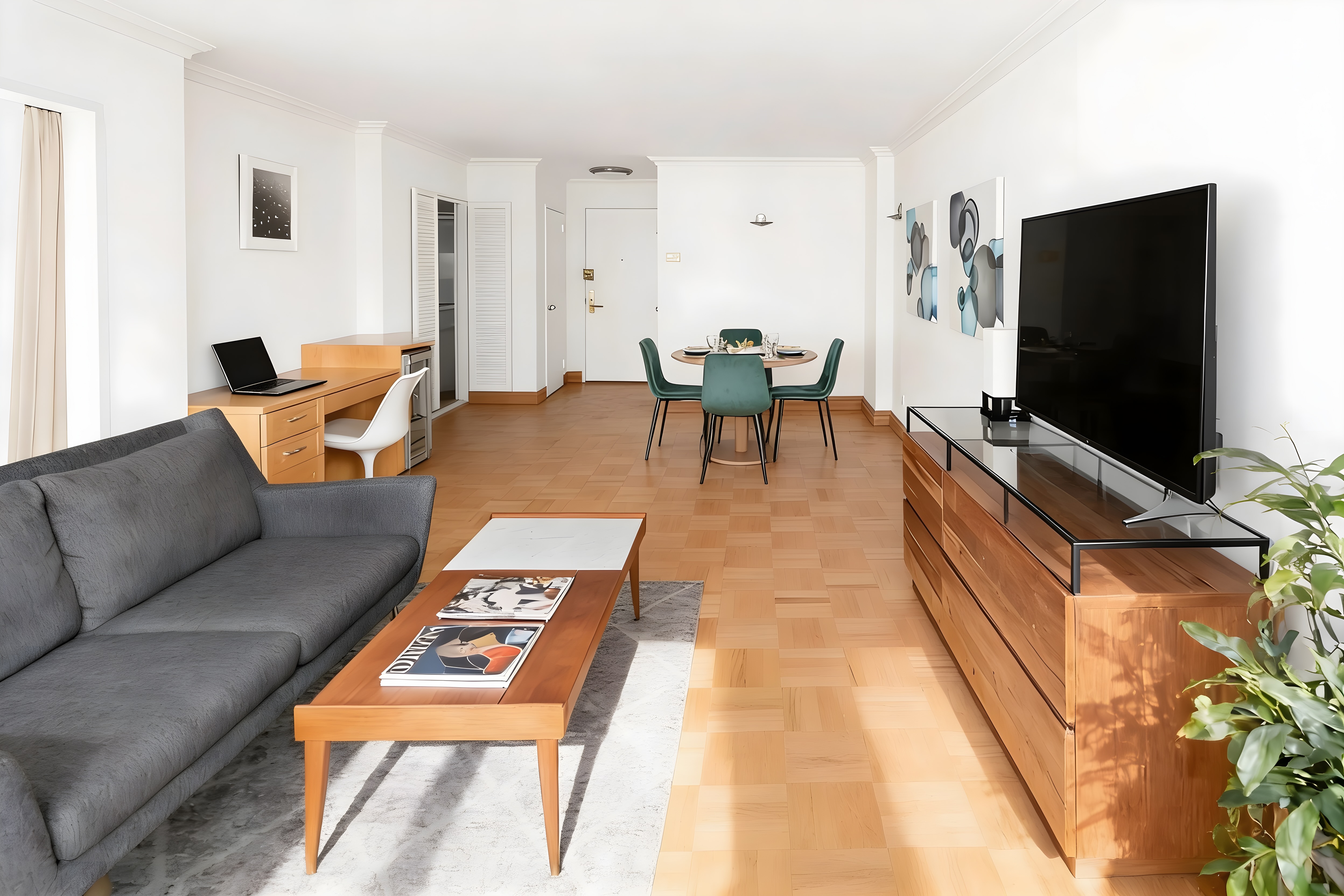 201 East 77th Street, Unit 11E Manhattan, NY 10075 - Photo 6 of 10 Gallery Image 6