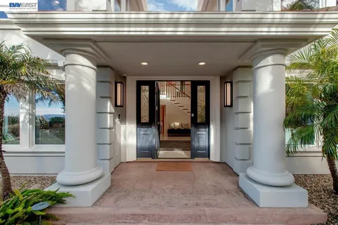 $4,495,000 | 16 Killarney Place, Alameda, CA 94502