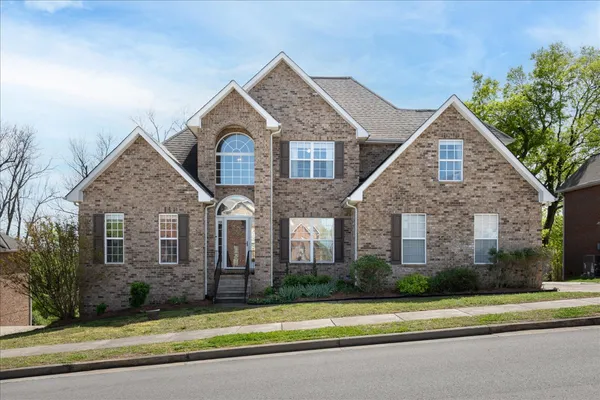 $524,900 | 852 Fonnic Drive, Nashville, TN 37115