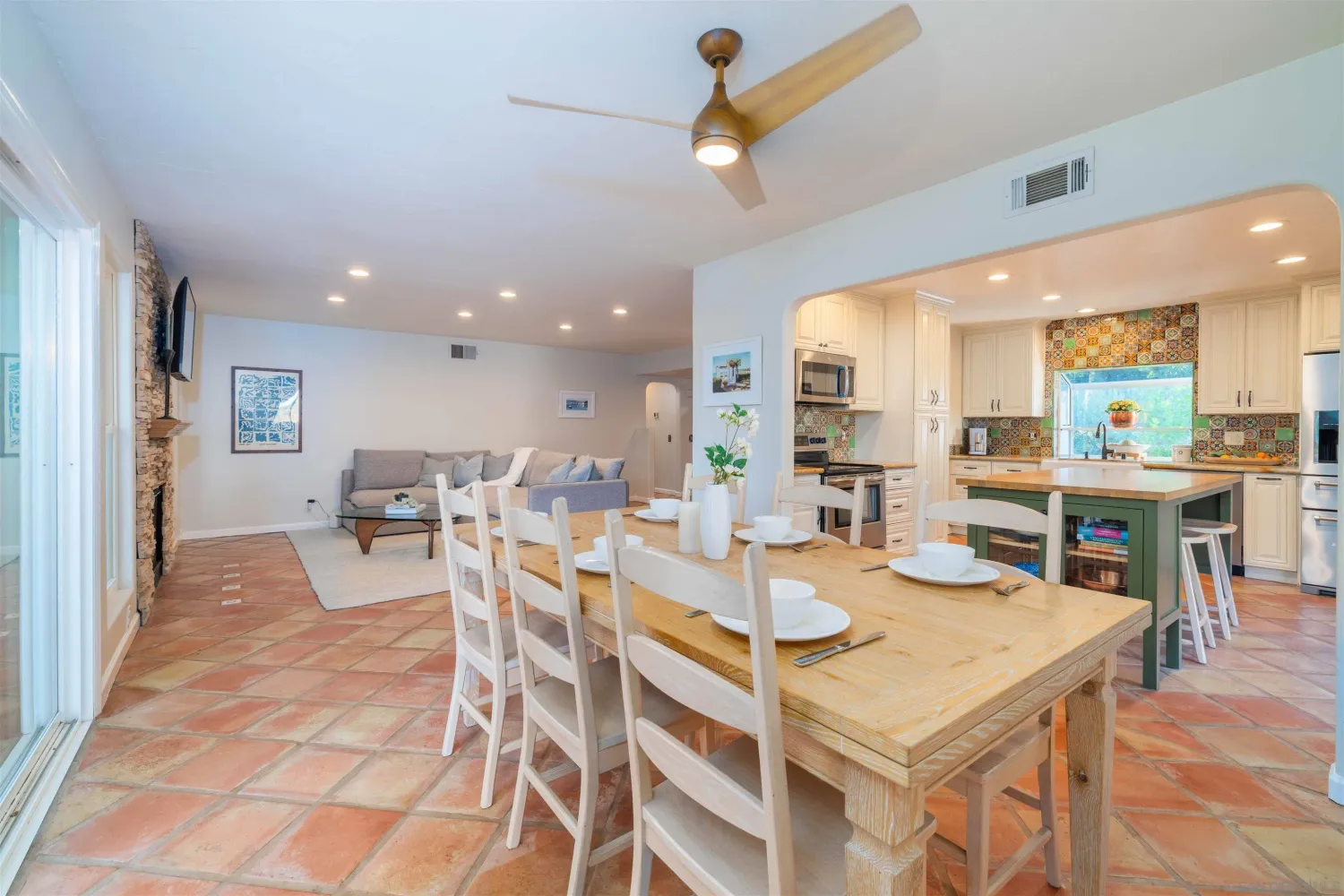 $1,349,000 | 1454 Romance Road, Escondido, CA 92029